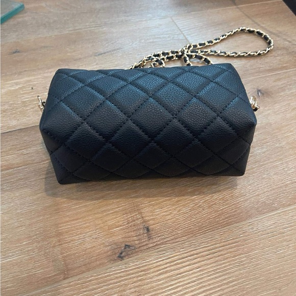 Chanel Quilted Bag with chain - Picture 7 of 7